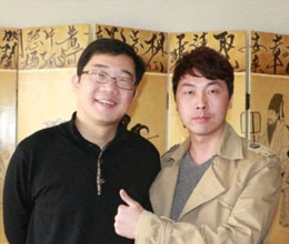 張勇與著名相聲演員大兵合影