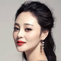 劉朵朵為優(yōu)客龍超市做代言